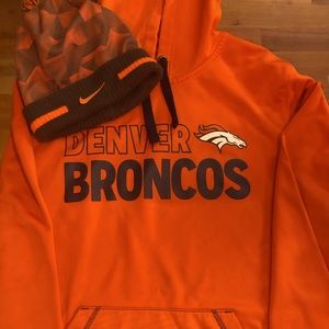 Broncos hoodie with matching beanie
